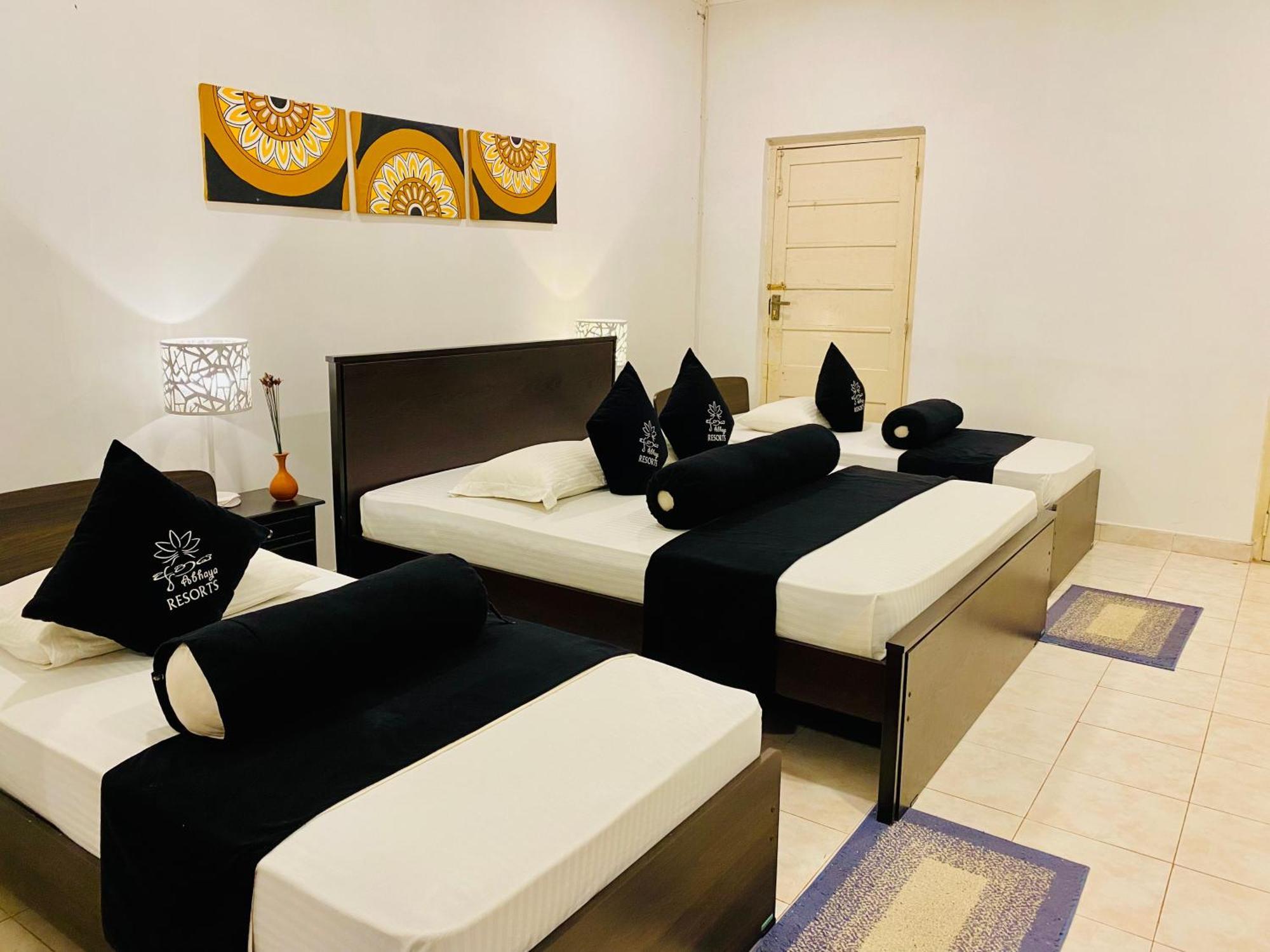 Abhaya Resorts Anuradhapura Exterior foto